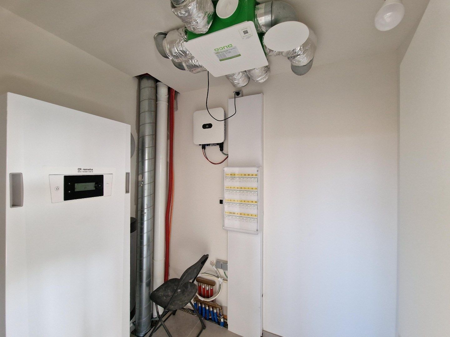 Zeer energiezuinig, lichtrijk en splinternieuw app met 2 slpks. foto 16