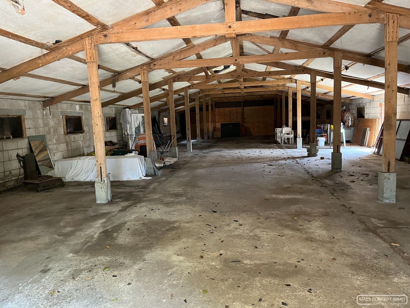Loods te huur voor opslag in Waregem foto 3