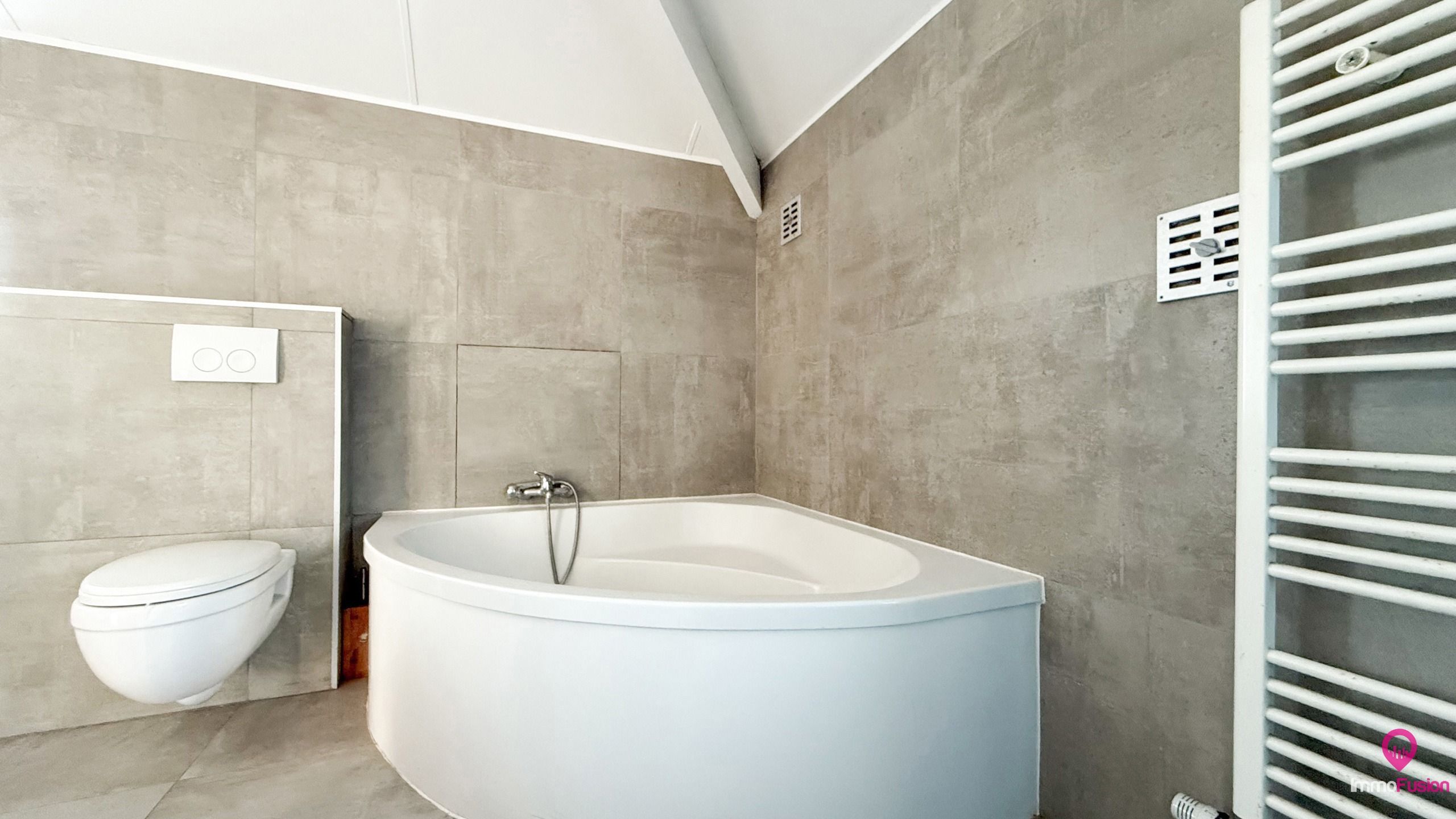 Te renoveren woning met grote tuin in doodlopende straat! foto 17