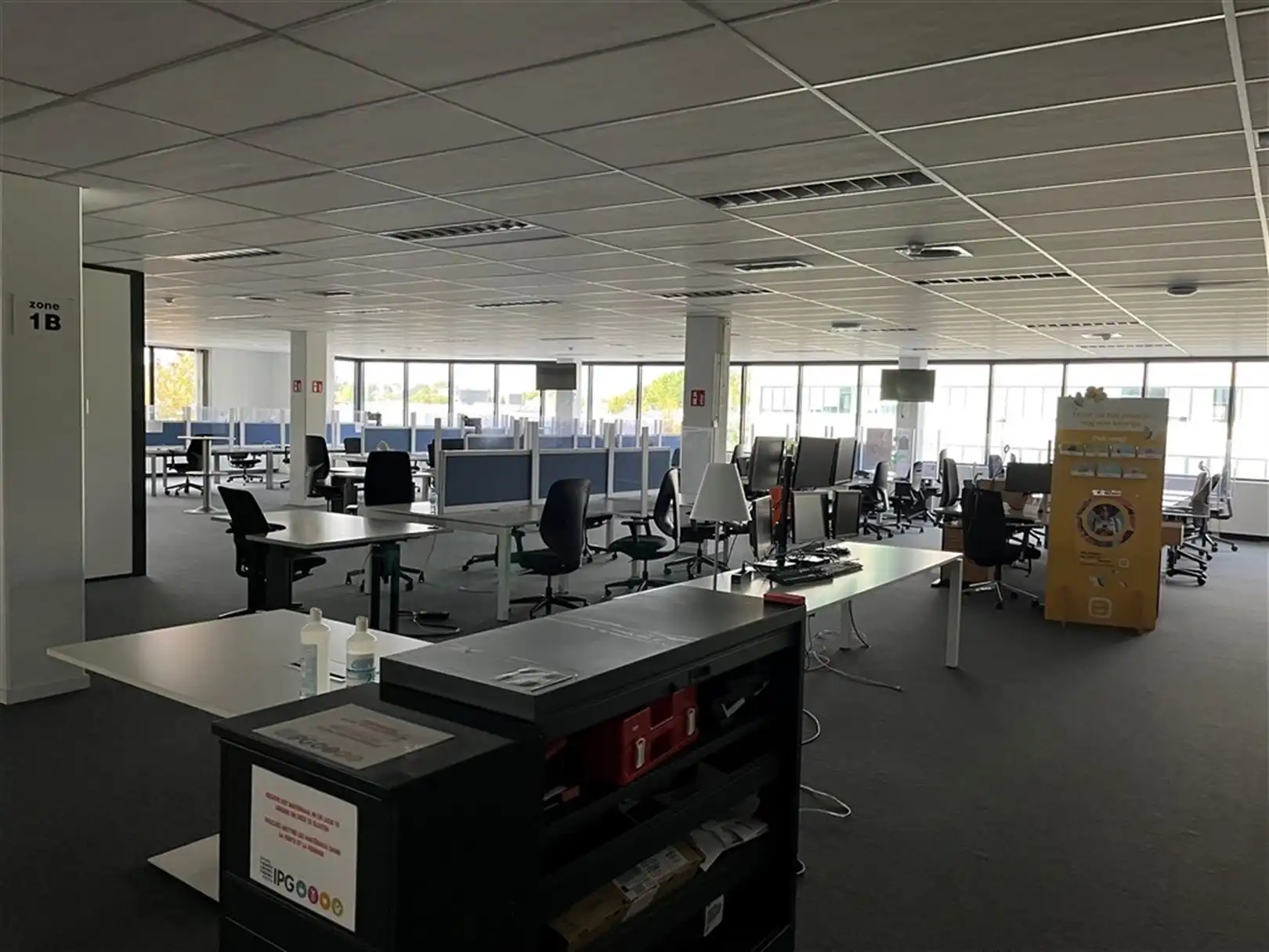  COMMUNICATION CENTRE: 1.160m² foto 5