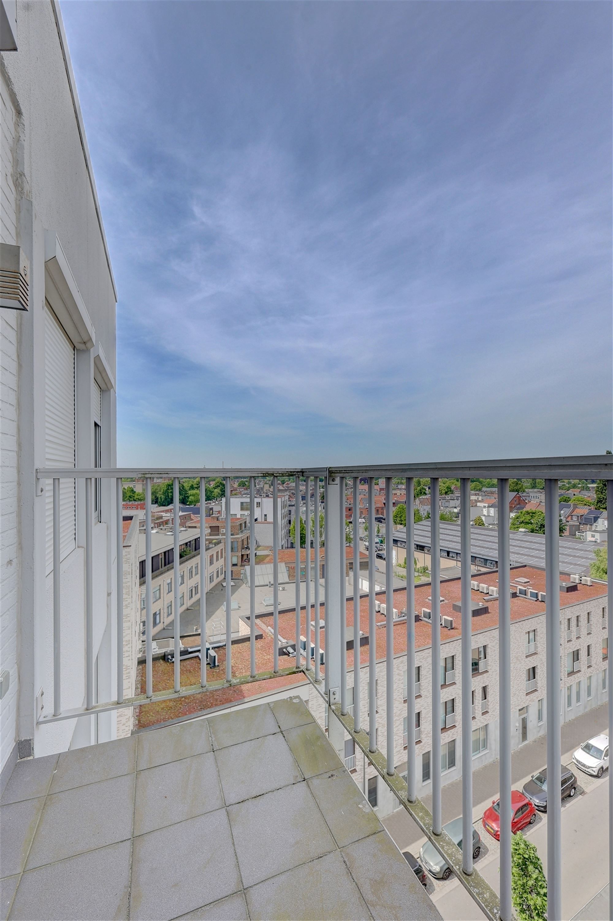 Appartement met 3 slaapkamers, terras en parking op de Bist foto 16