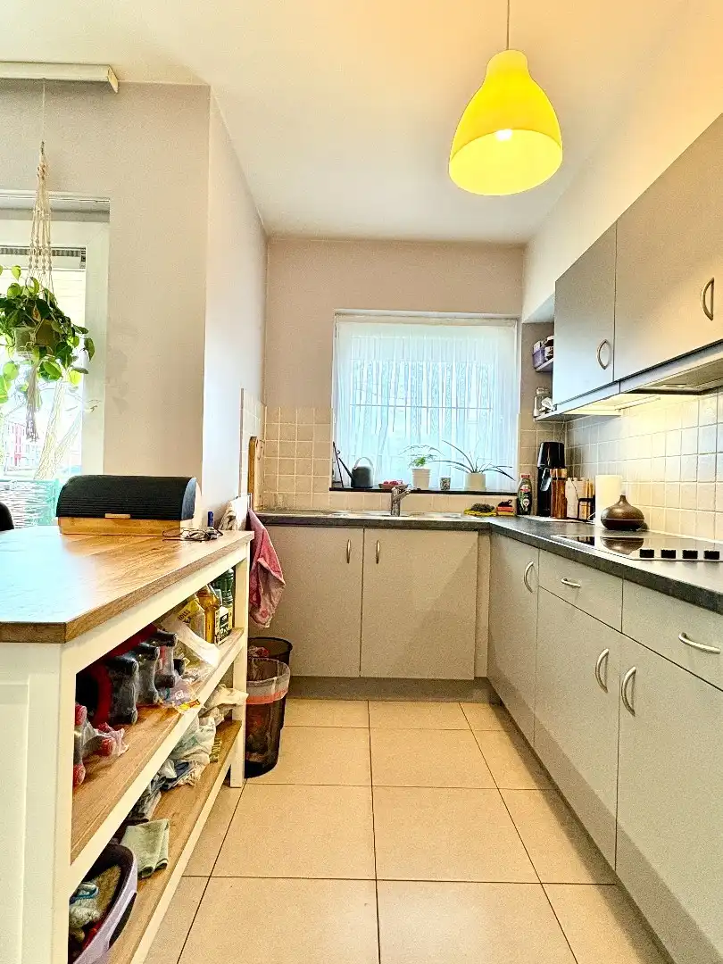 Gelijkvloers 2-slaapkamer appartement met tuin te koop in Harelbeke foto 6