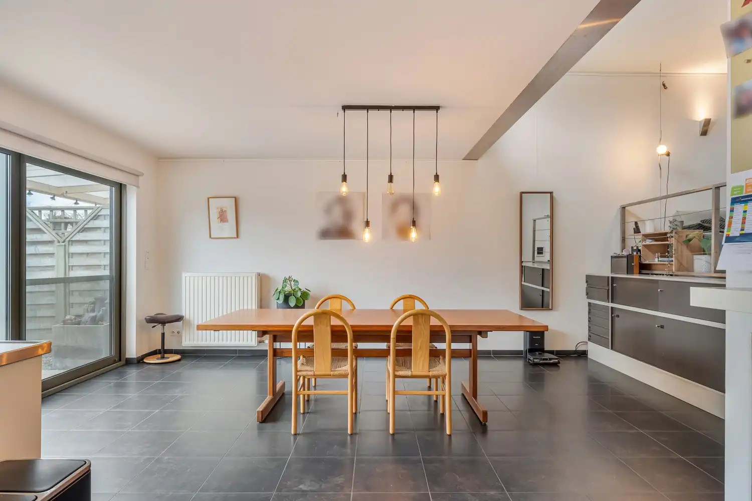 Energiezuinige woning met 4 slaapkamers, een garage en een tuin met een achteruitgang grenzend aan natuurgebied te Bertem! foto 9