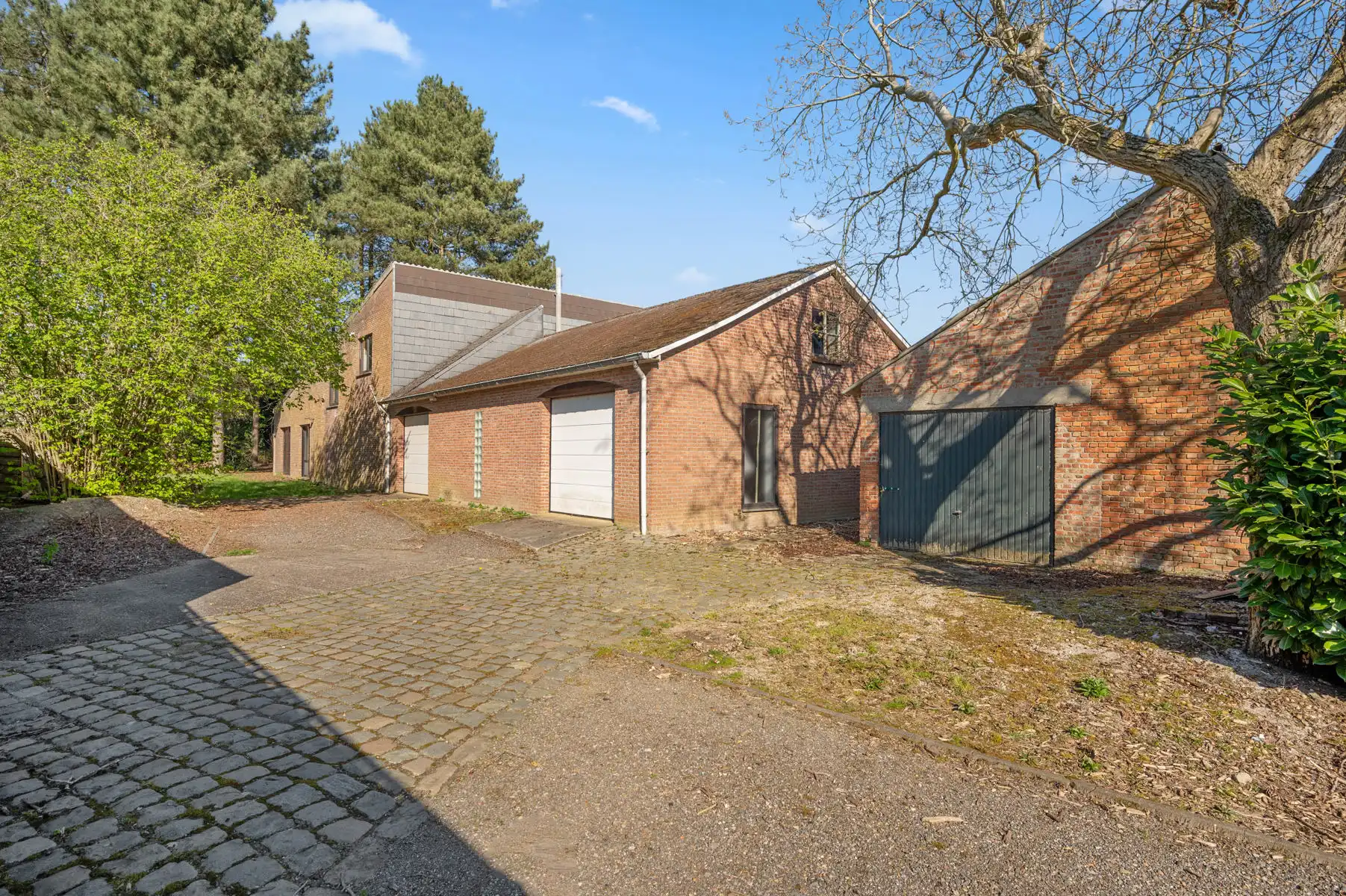 Te renoveren pand met magazijnen te BEERZEL foto 30