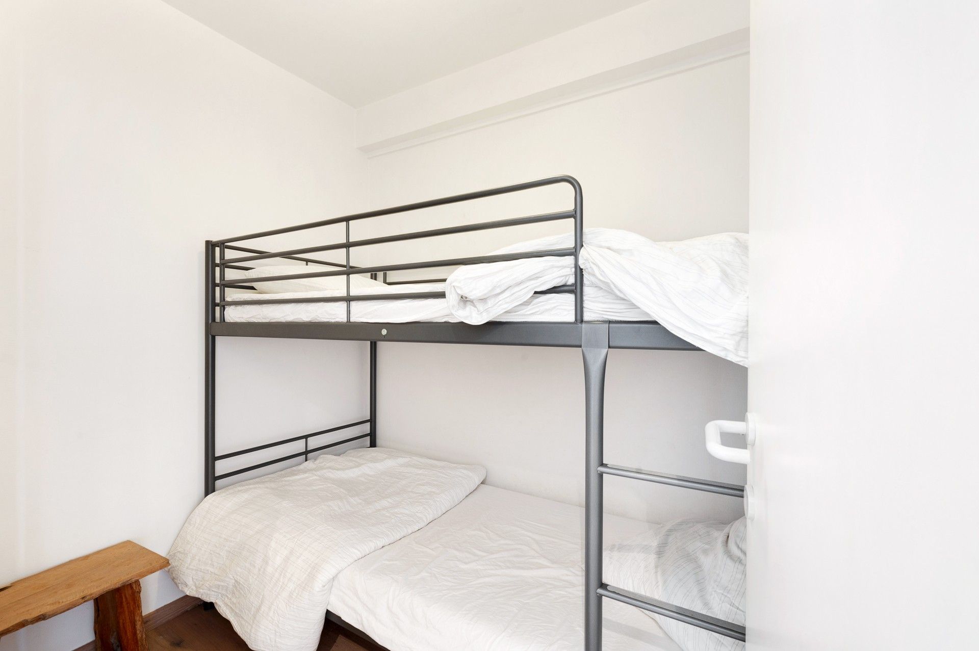 Instapklaar appartement met frontaal zeezicht nabij Casino foto 15