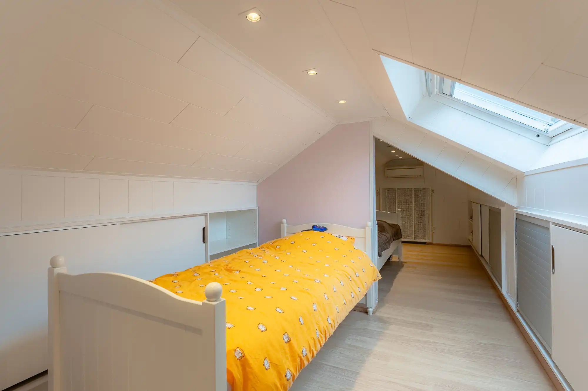 Ruime villa met bureau, veranda en wellness in Averbode foto 11