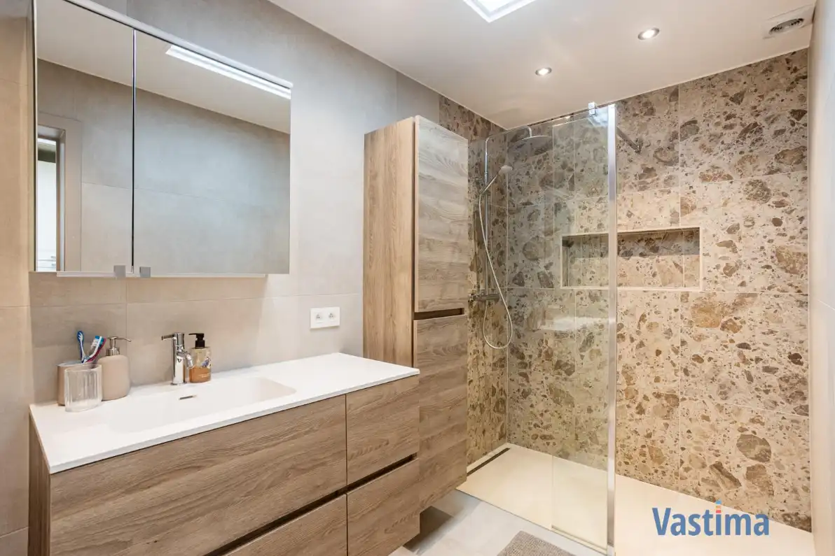 Energiezuinige gezinswoning met 3 slaapkamers, tuin en zonnepanelen foto 12