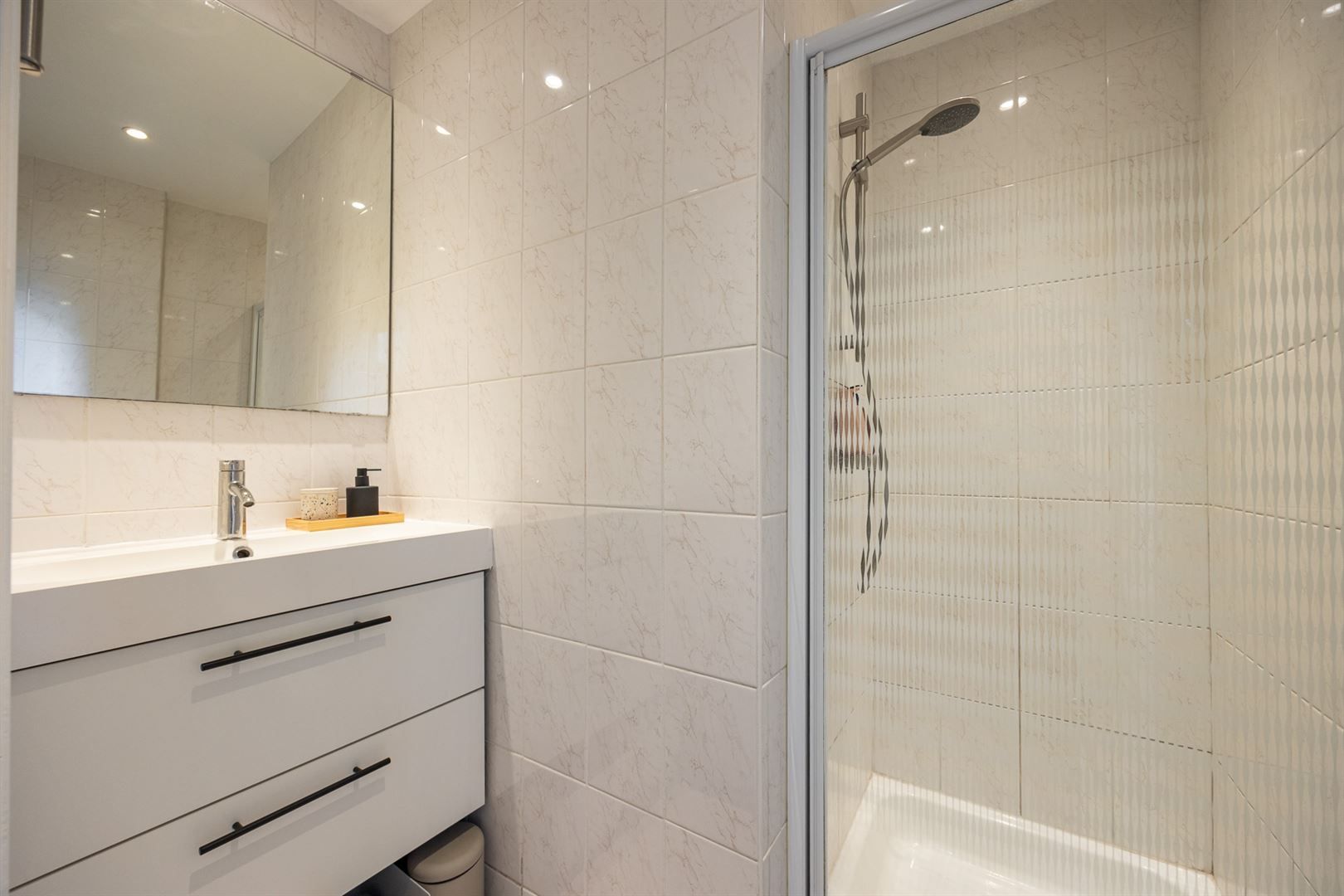 Gelijkvloers hoekappartement  foto 8