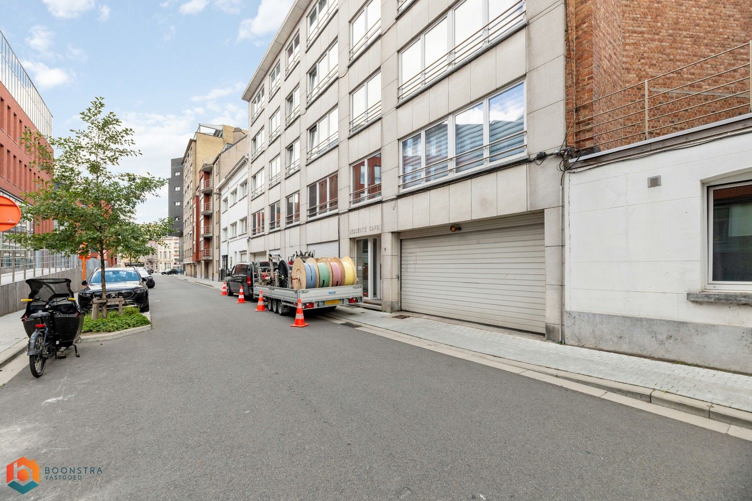 Staanplaats te huur aan het station van Mechelen foto 3