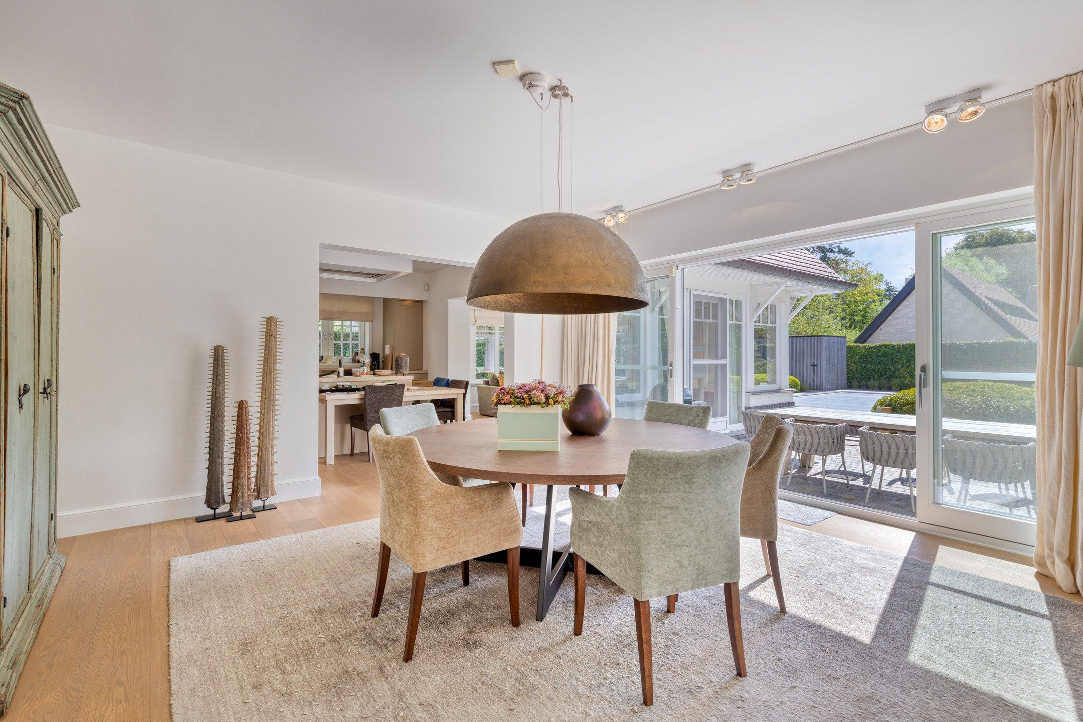 Luxueuze en stijlvolle villa in Engelse Cottage stijl met verwarmd zwembad gelegen in het Zoute. foto 5