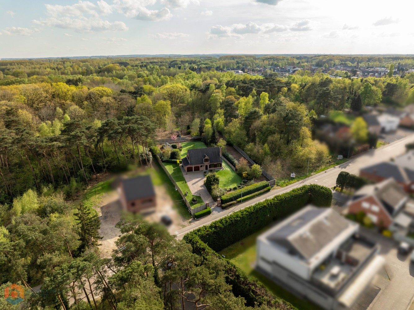 Hoofdfoto van de publicatie: Woning met 3 slpkrs op een uniek perceel van 4580 m² te Tremelo