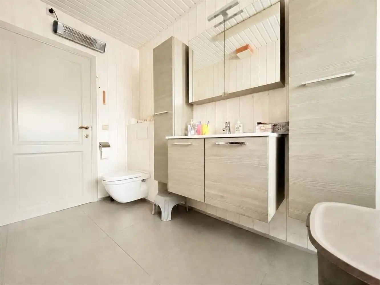 Alleenstaande woning in rustige wijk (551m2) foto 8