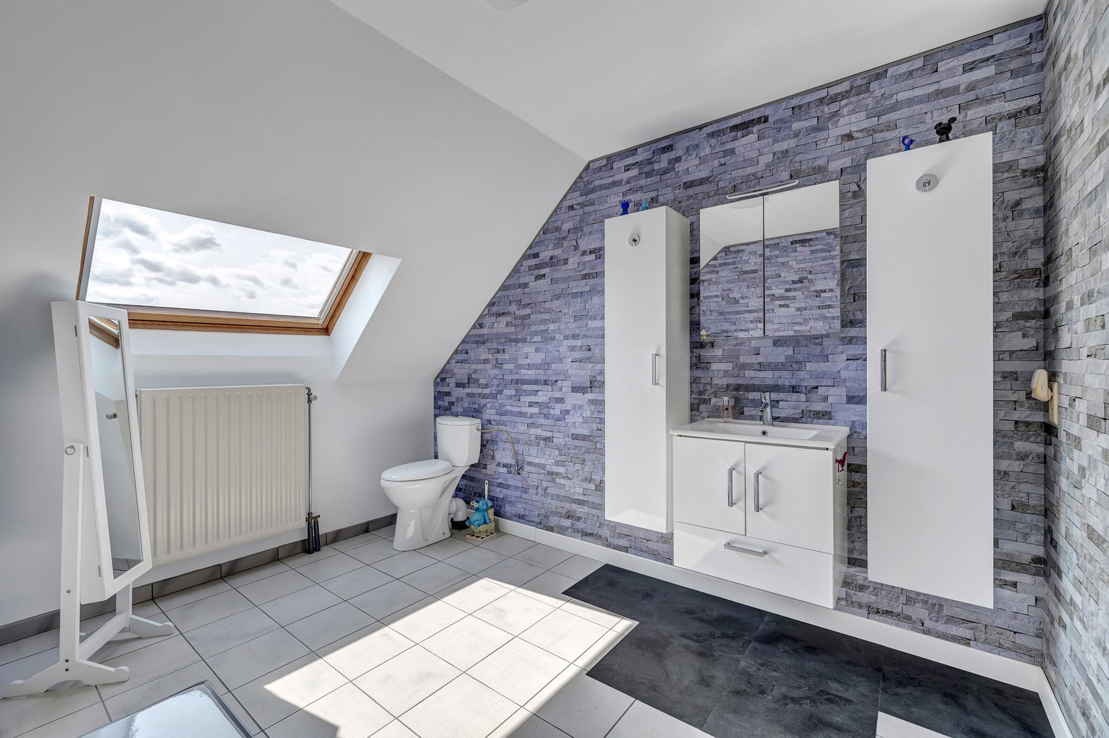 Ruime, prachtig gelegen woning met diverse mogelijkheden foto 24