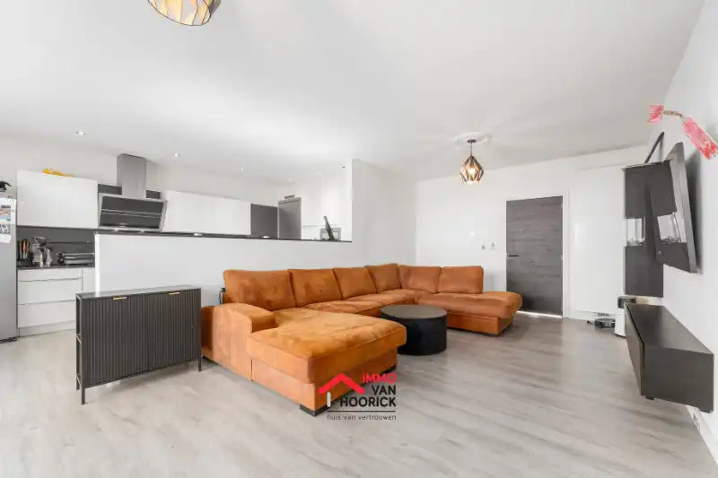 Ruime instapklare woning - 6 slpkmrs - EPC 87 kWh/m² A foto 3