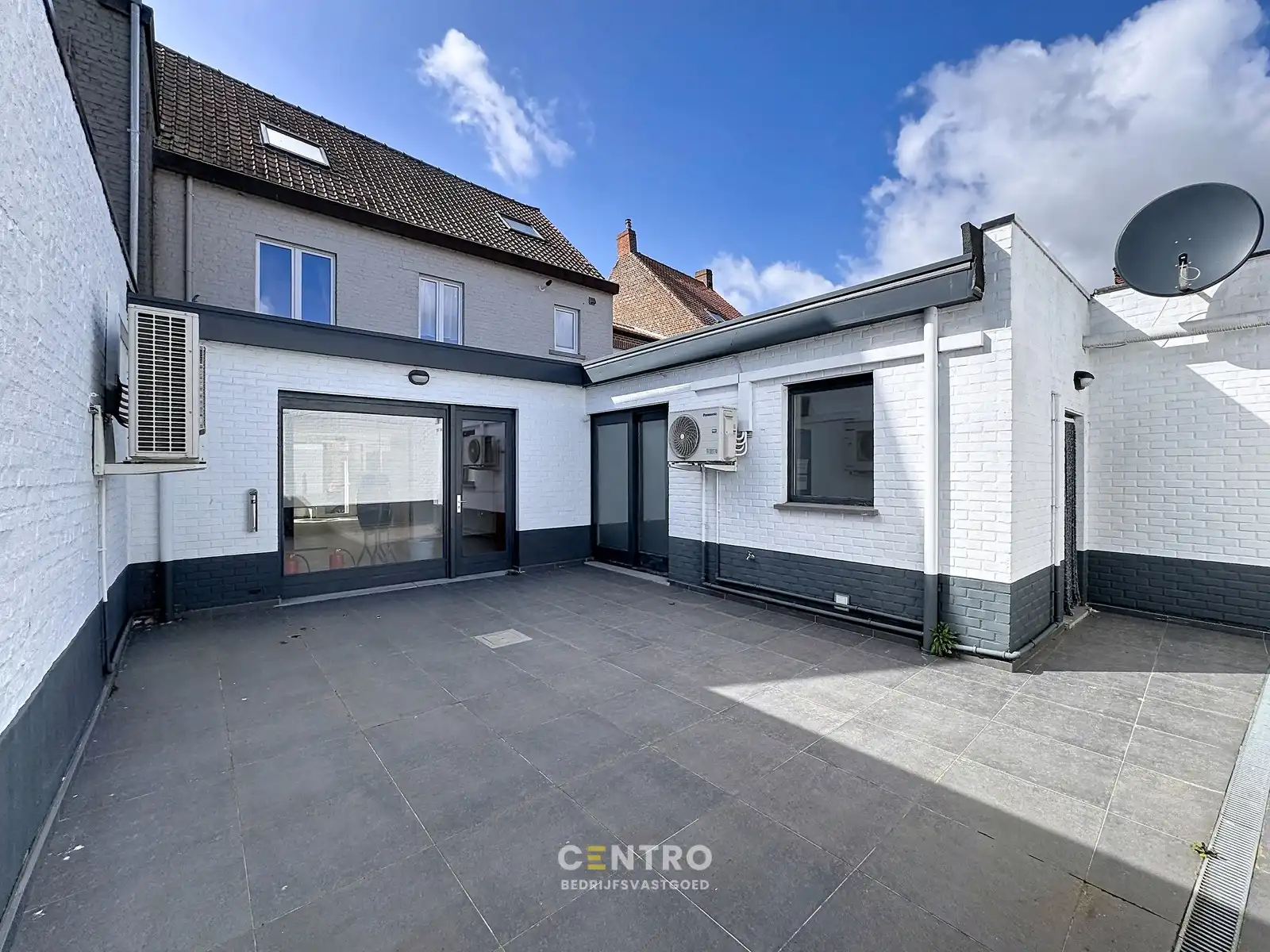 Handelspand op centrale ligging te Ledegem! foto 13