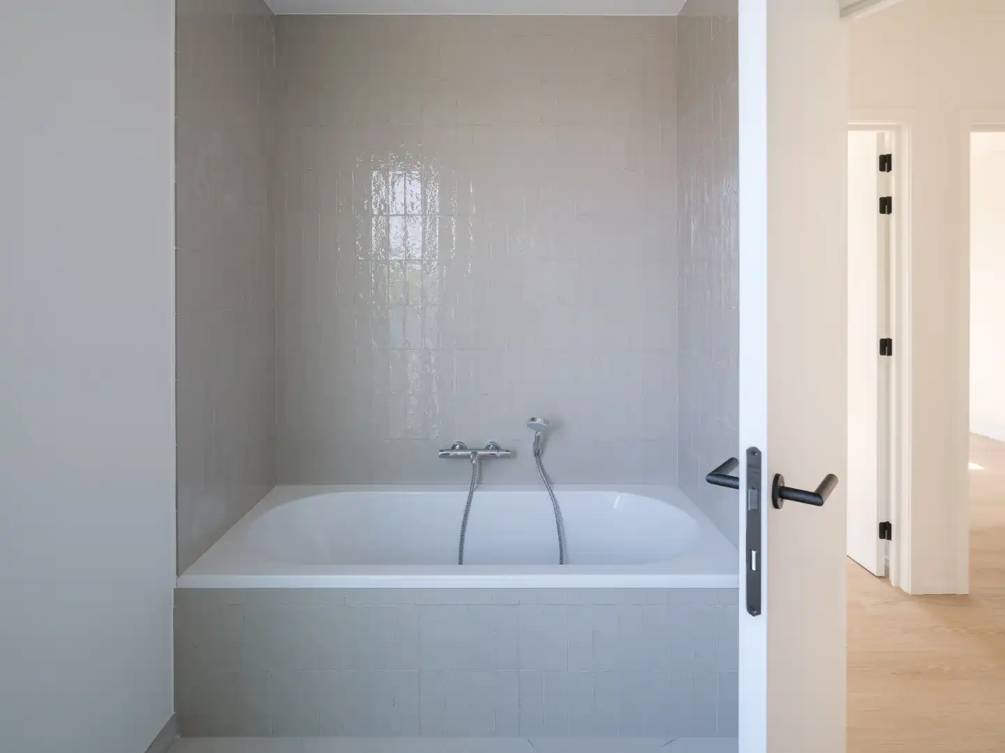 Lichtrijk, kwalitatief afgewerkt appartement in Sint-Denijs-Westrem foto 11