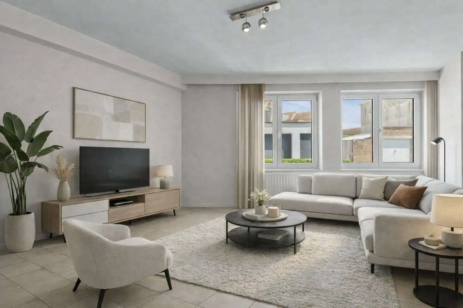 Ruim gelijkvloers appartement te koop in centrum Knokke foto {{pictureIndex}}