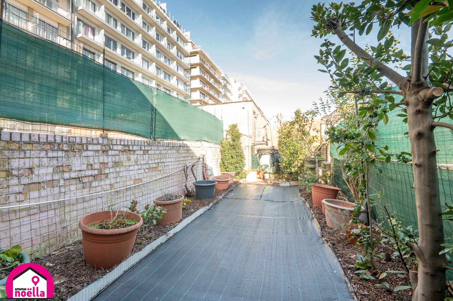 TE KOOP WESTENDE HEEL RUIME WONING DICHT BIJ STRAND! foto 13