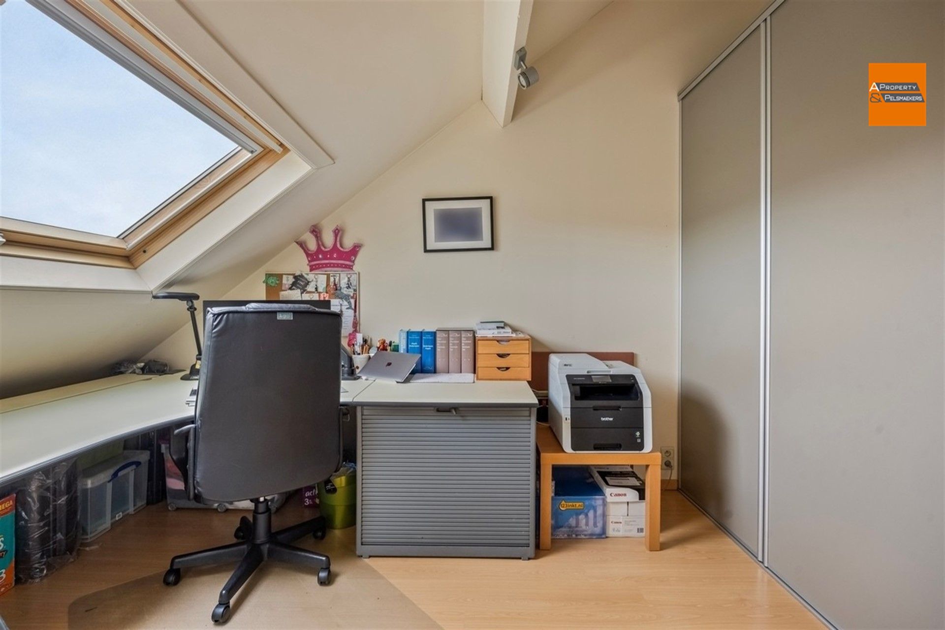 Gerenoveerde woning foto 29
