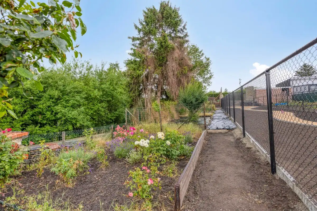Karaktervolle woning met tuin en parking aan achterzijde - aan het stadscentrum van Tongeren foto 25