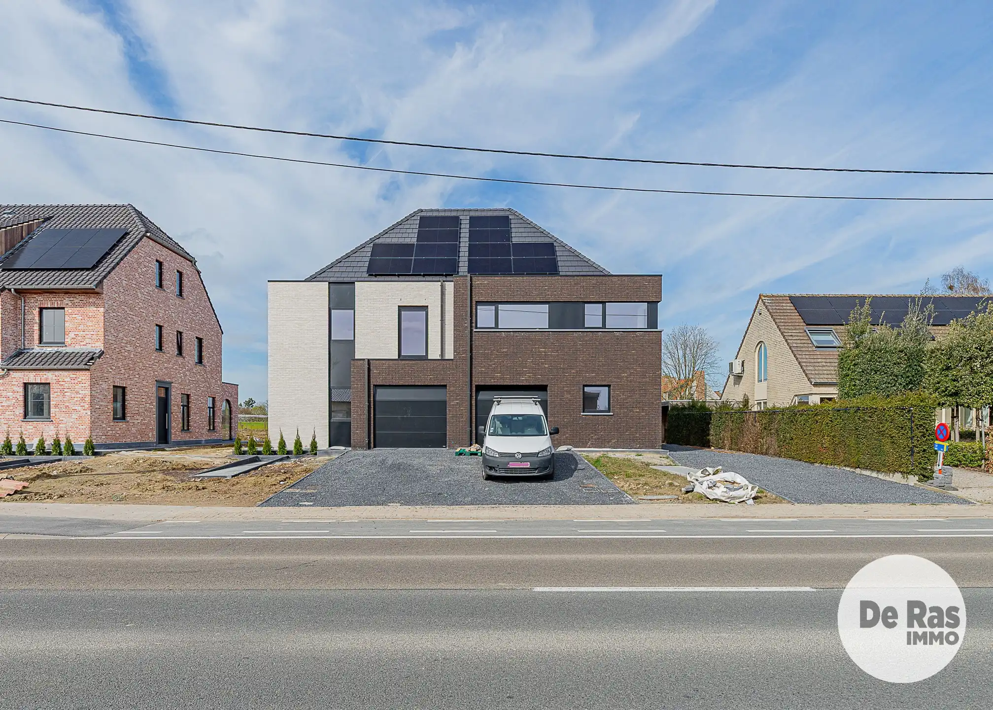 HELDERGEM - Tijdloze nieuwbouw voorzien van alle comfort foto 2