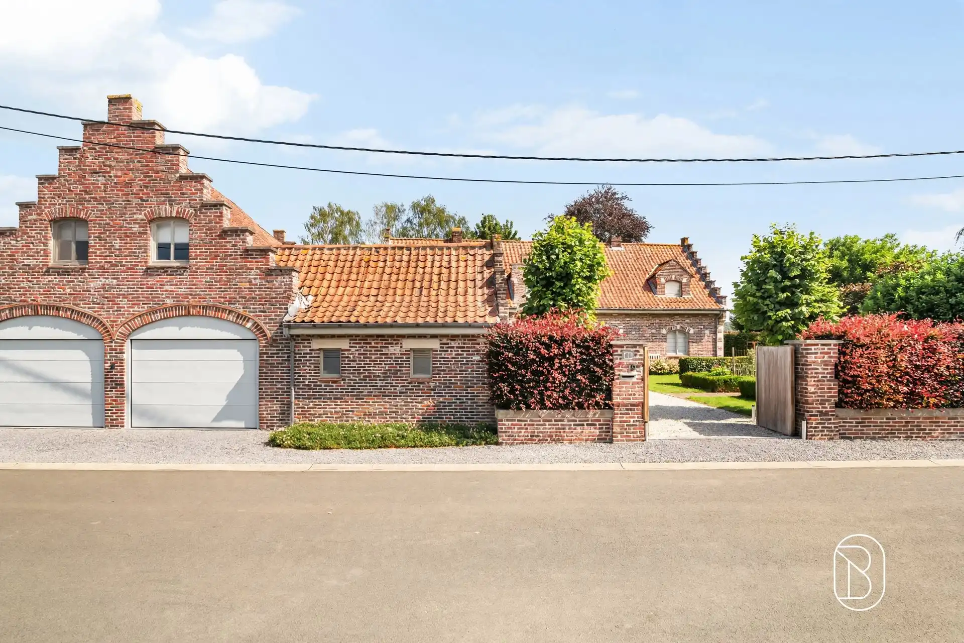 Charmante villa met tuin, garage en tal van mogelijkheden foto 3