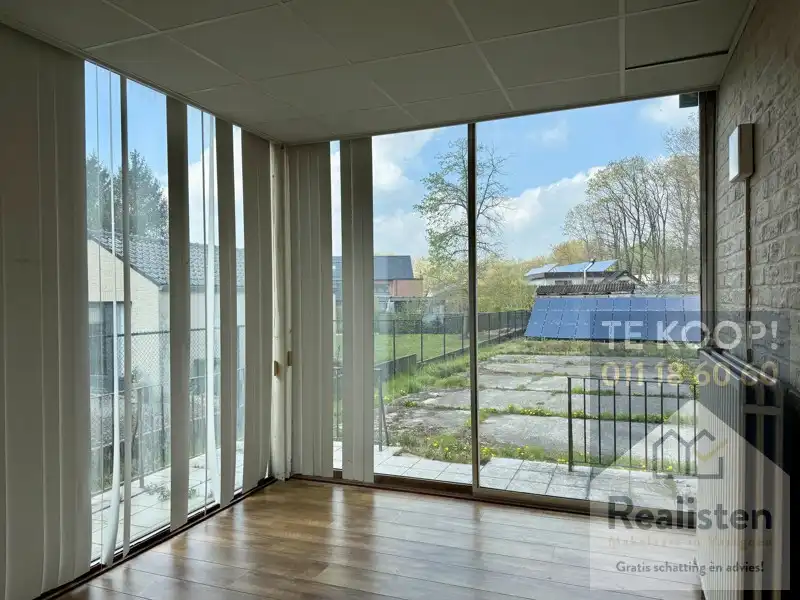 Kantoren op zichtlocatie + ruime parking foto 16