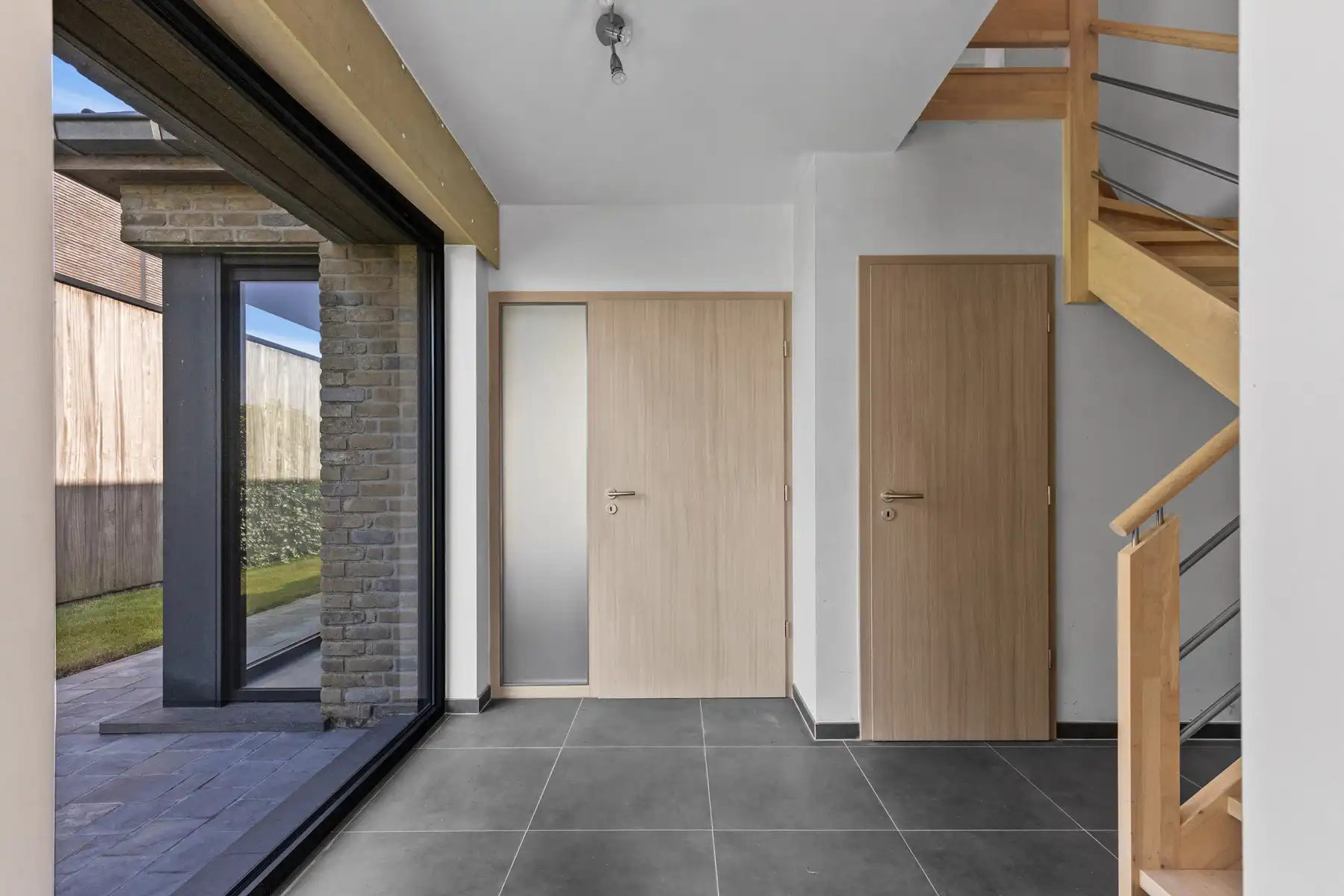 Instapklare open bebouwing met 4 slaapkamers foto 10