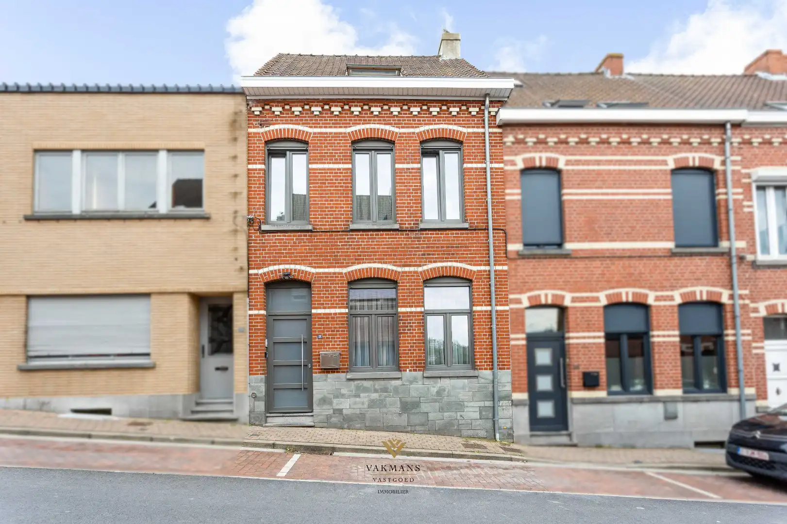 Familiale woning in rustige buurt foto {{pictureIndex}}