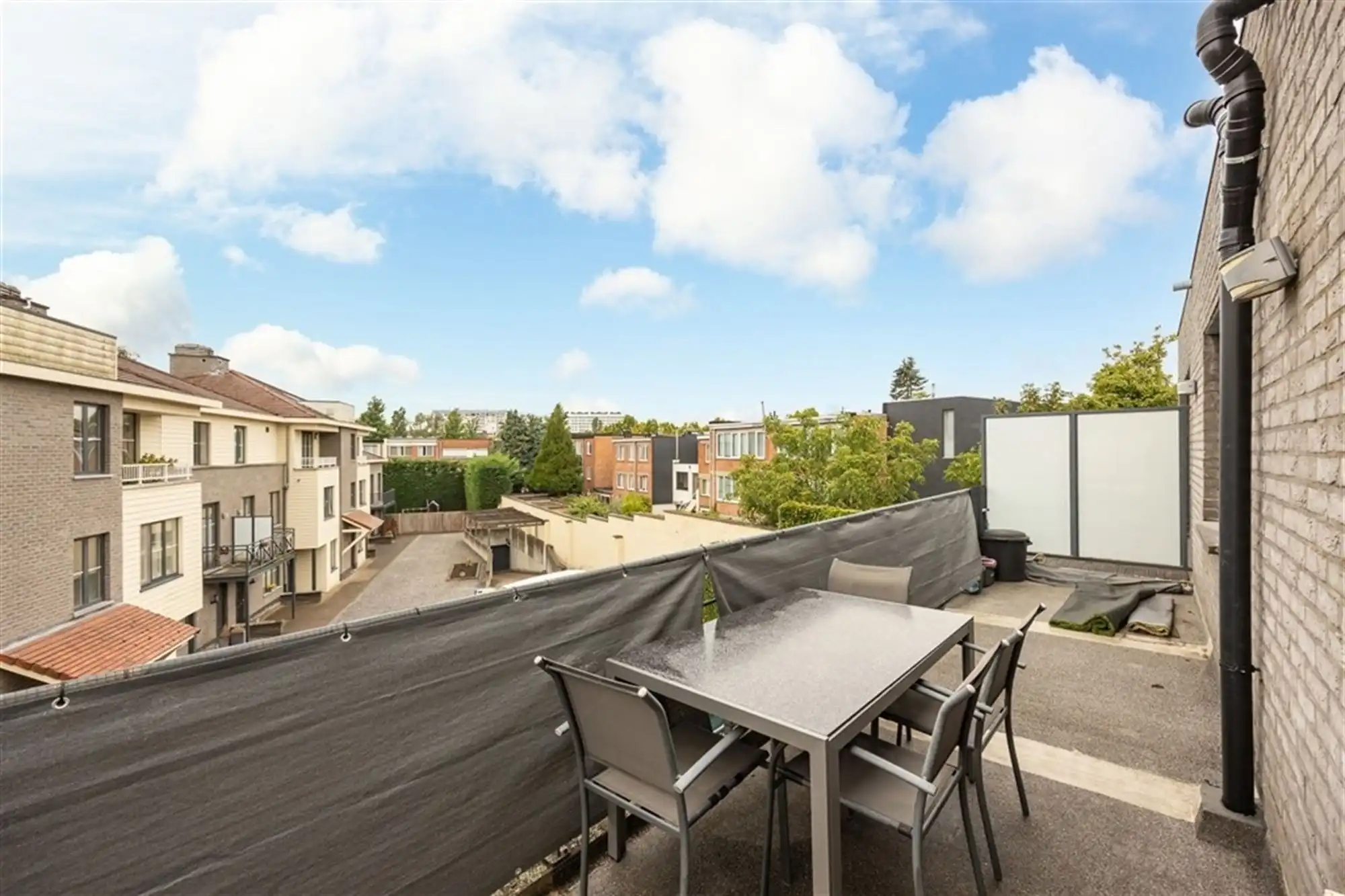 Instapklaar app. met  2 slaapkamers, 2 badkamers en terras foto 21