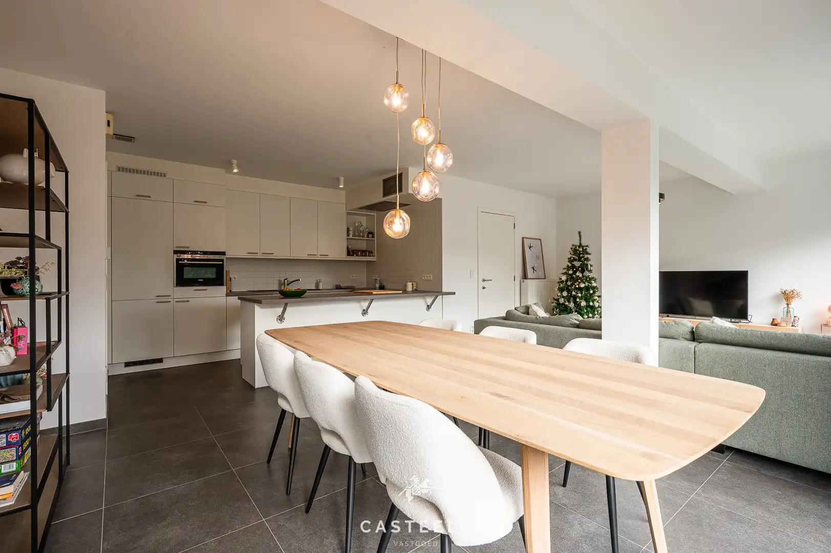 Gelijkvloers appartement met tuin aan het station van De Pinte foto 4