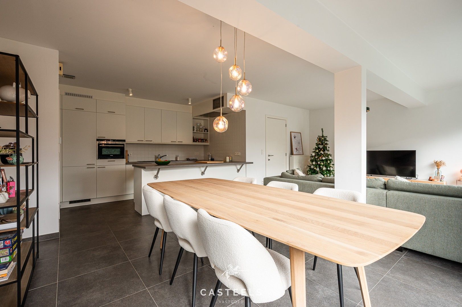 Gelijkvloers appartement met tuin aan het station van De Pinte foto 4