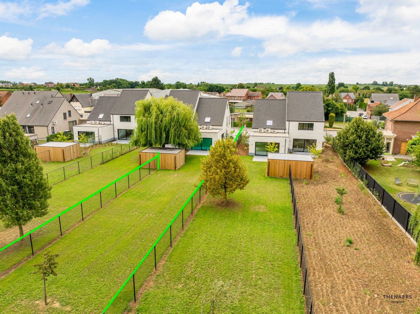 INSTAPKLARE LUXE EN ENERGIEZUINIGE NIEUWBOUWWONING MET 4 SLAAPKAMERS EN 2 BADKAMERS. foto 2