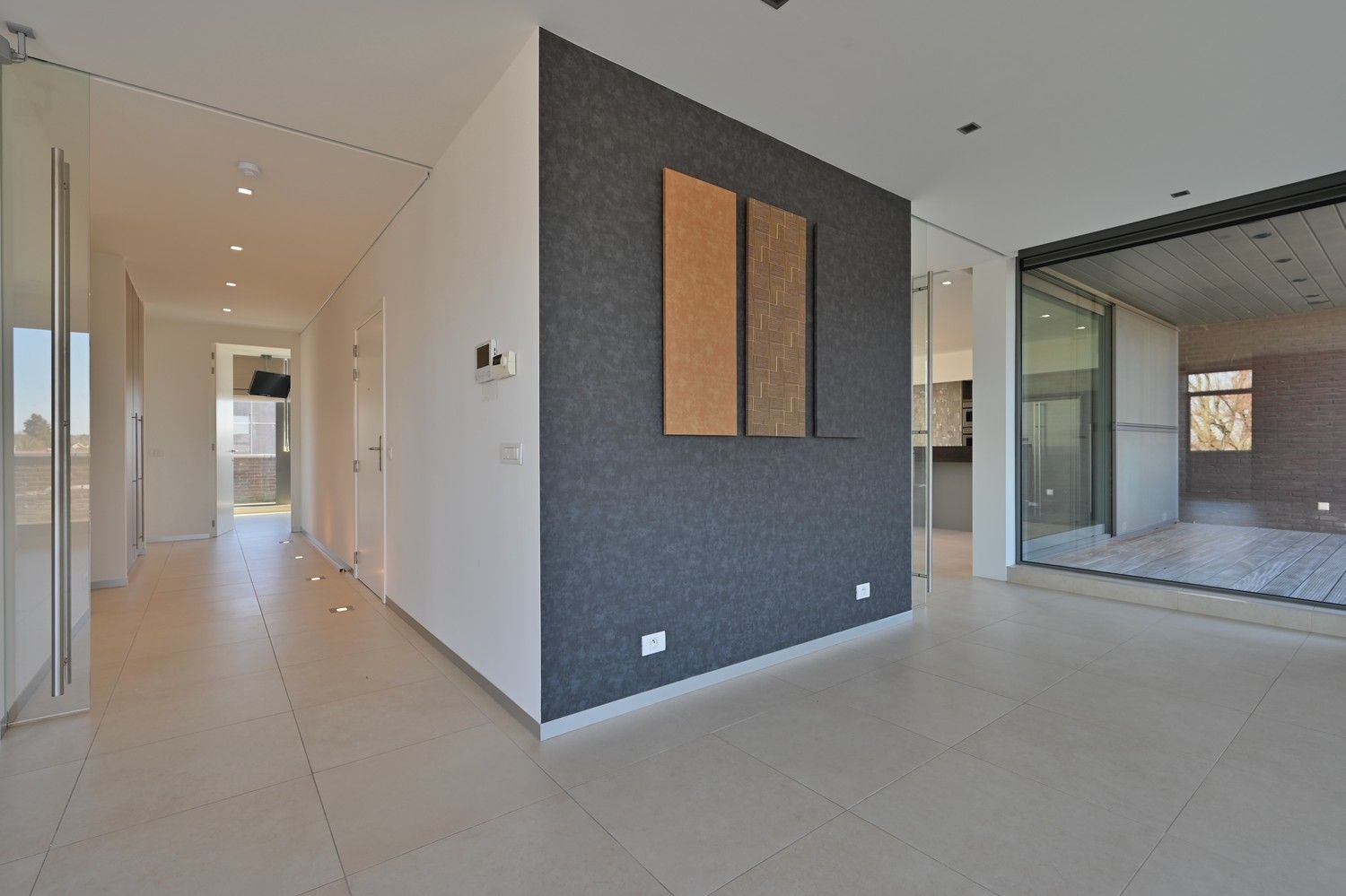 Schitterend penthouse van 185 m² gelegen op de 2de verdieping van een exclusieve residentie "Park Oud Rekem" in hartje Oud-Rekem te Lanaken. foto 6