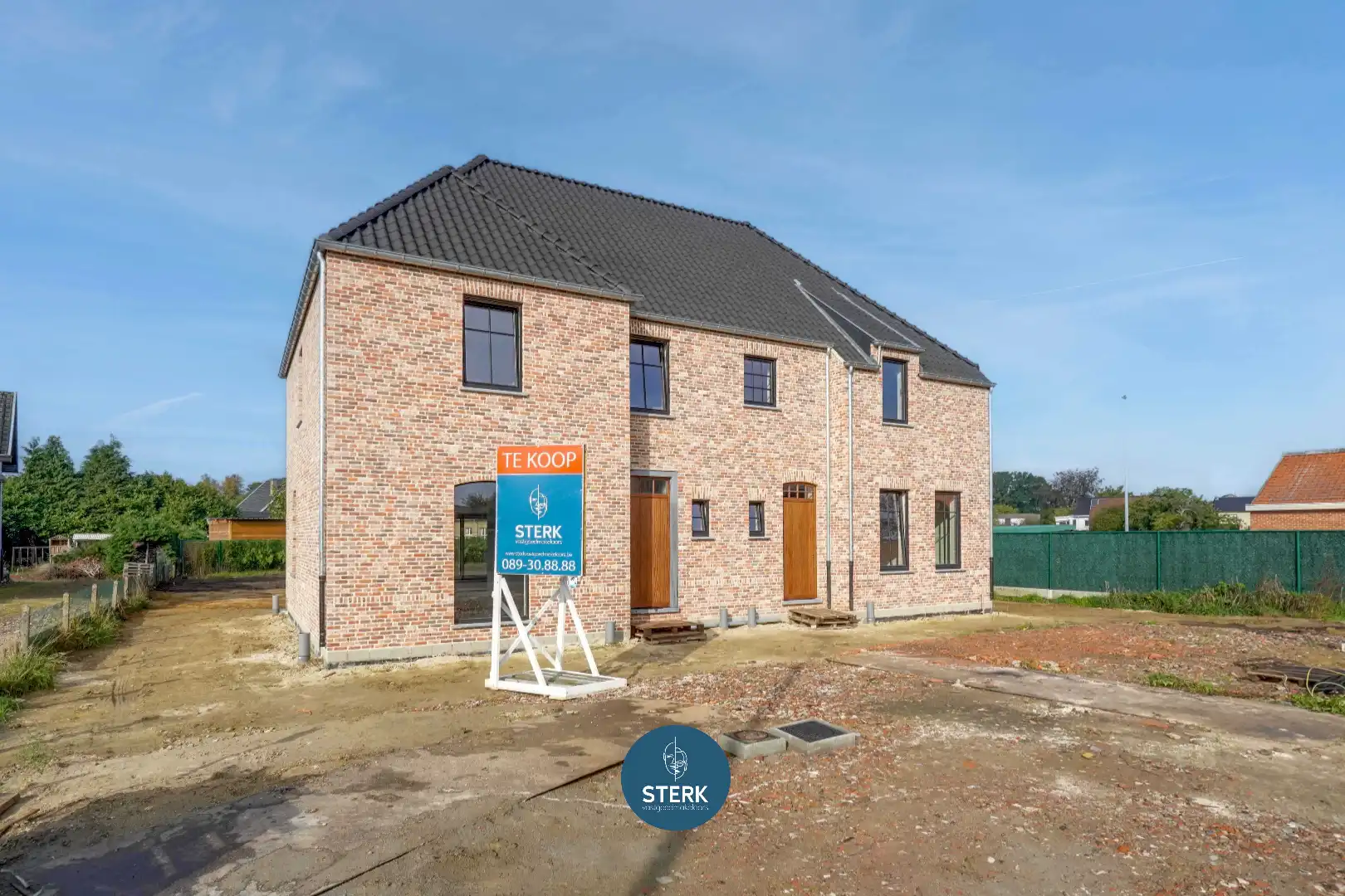 CASCO+ BEN-WONING OP EEN TOP LOCATIE TE ZUTENDAAL !  foto {{pictureIndex}}