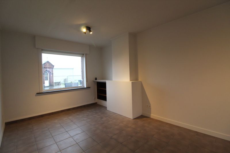 Gerenoveerde, energiezuinige woning te huur in de Stuivenbergstraat te Izegem foto 3