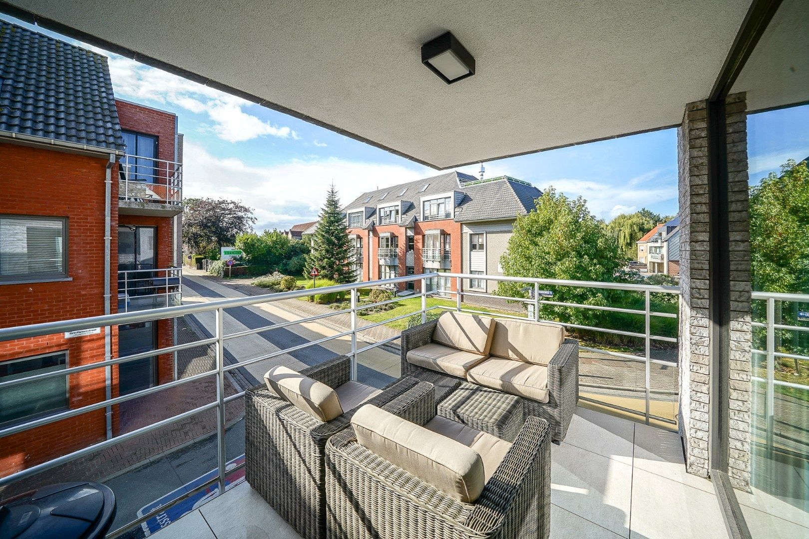Prachtig nieuwbouwappartement te Oudenburg met 2 slaapkamers + autostaanplaats. foto 2