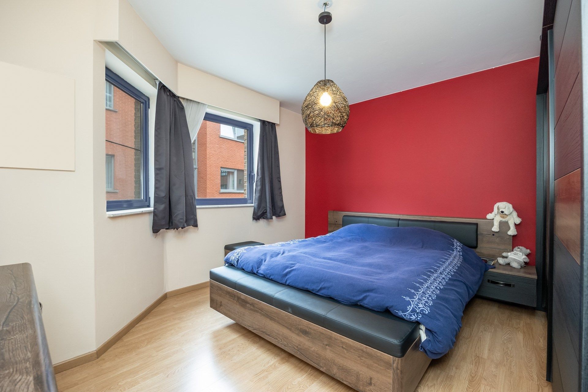 Lichtrijk instapklaar 2 kamer appartement in centrum Temse foto 10