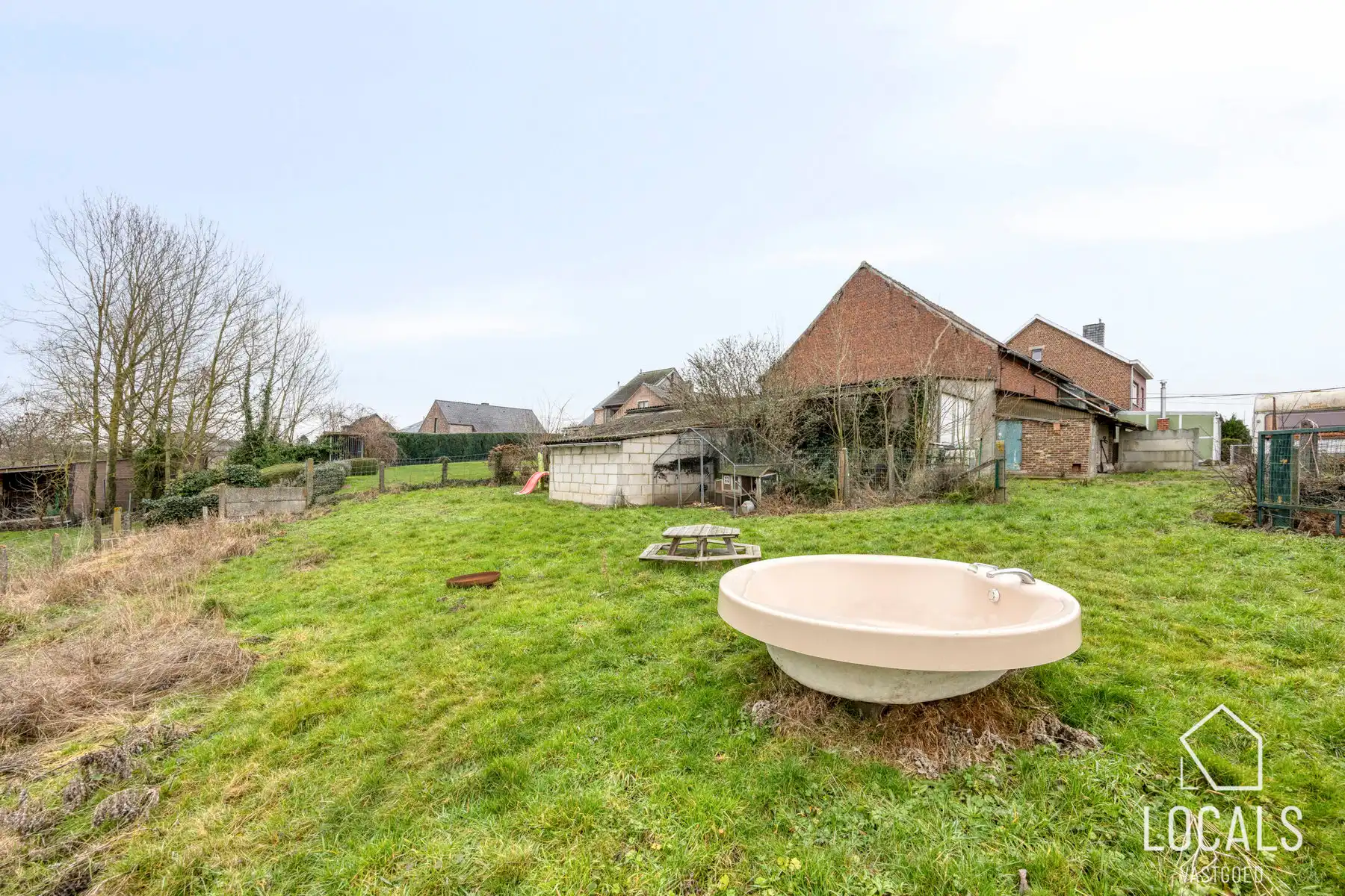 Unieke gezinswoning (open bebouwing) met potentieel! foto 27