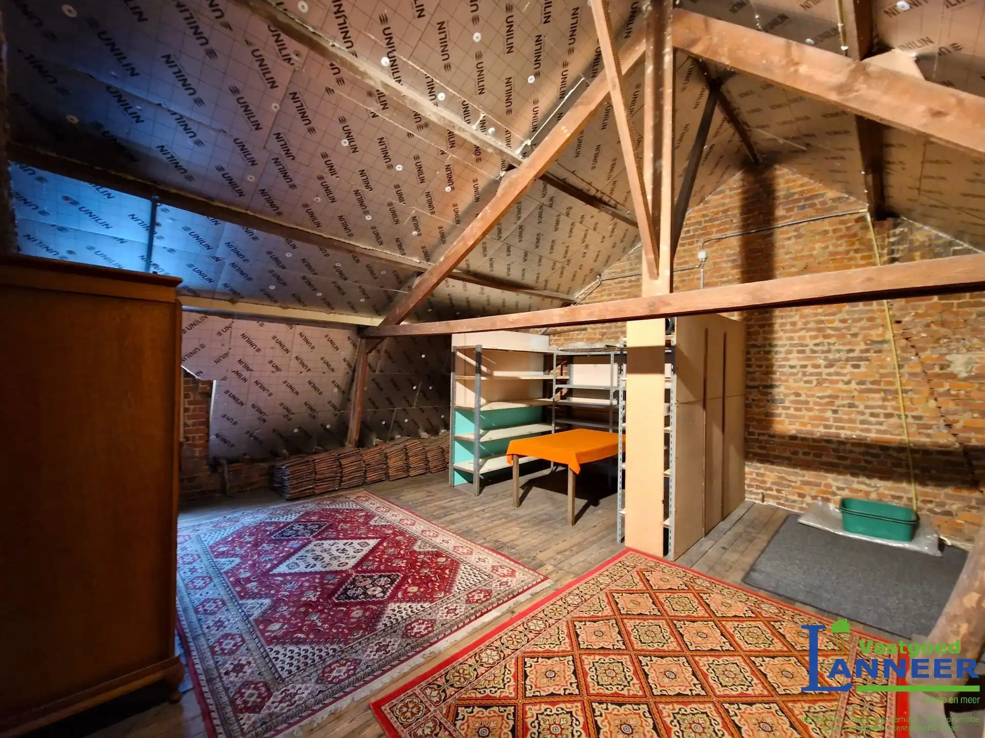 Woning met grote garage, 4 slpkmrs en diverse bijgebouwen foto 23