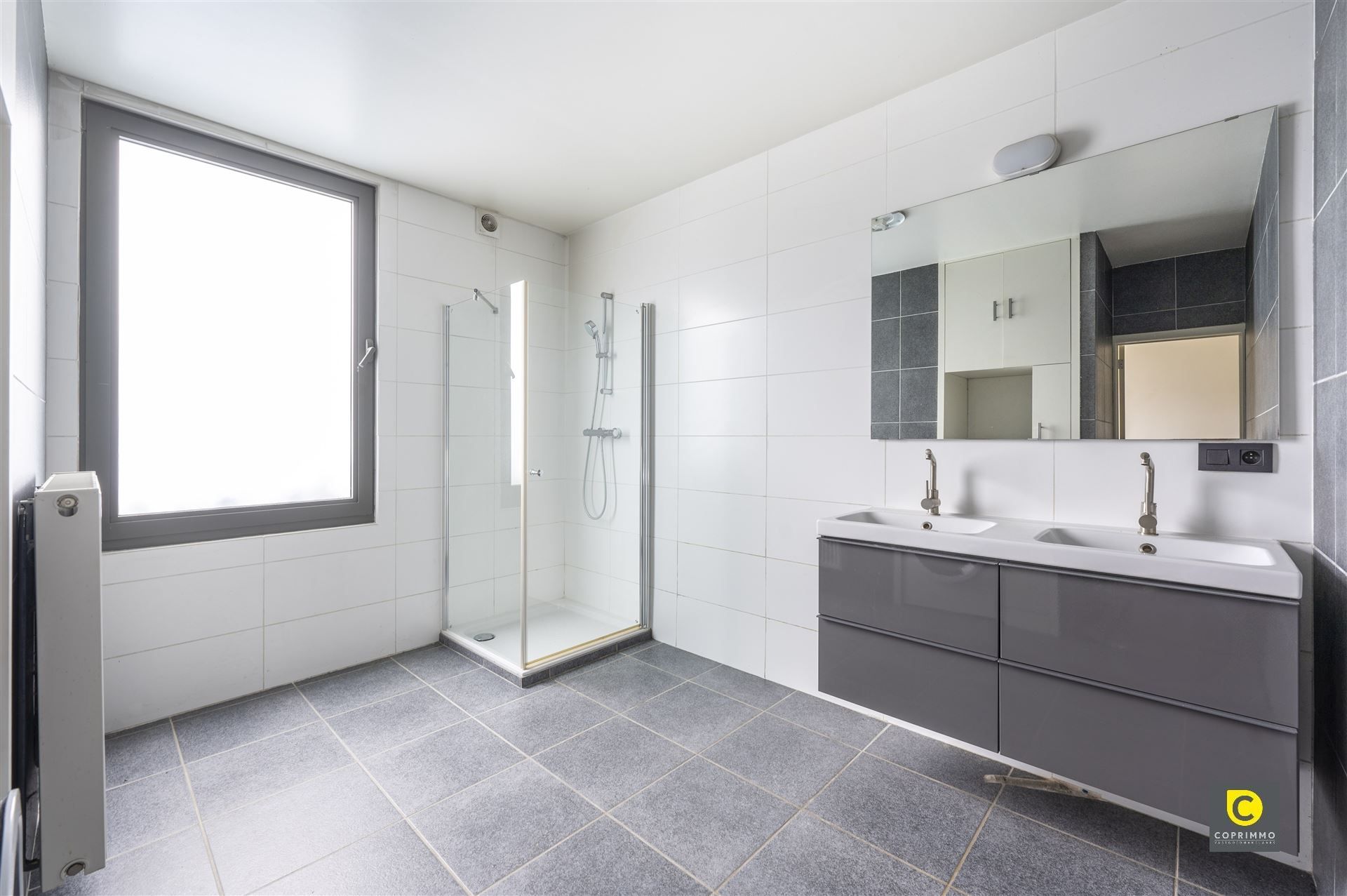 Instapklare woning met prachtige tuin foto 15