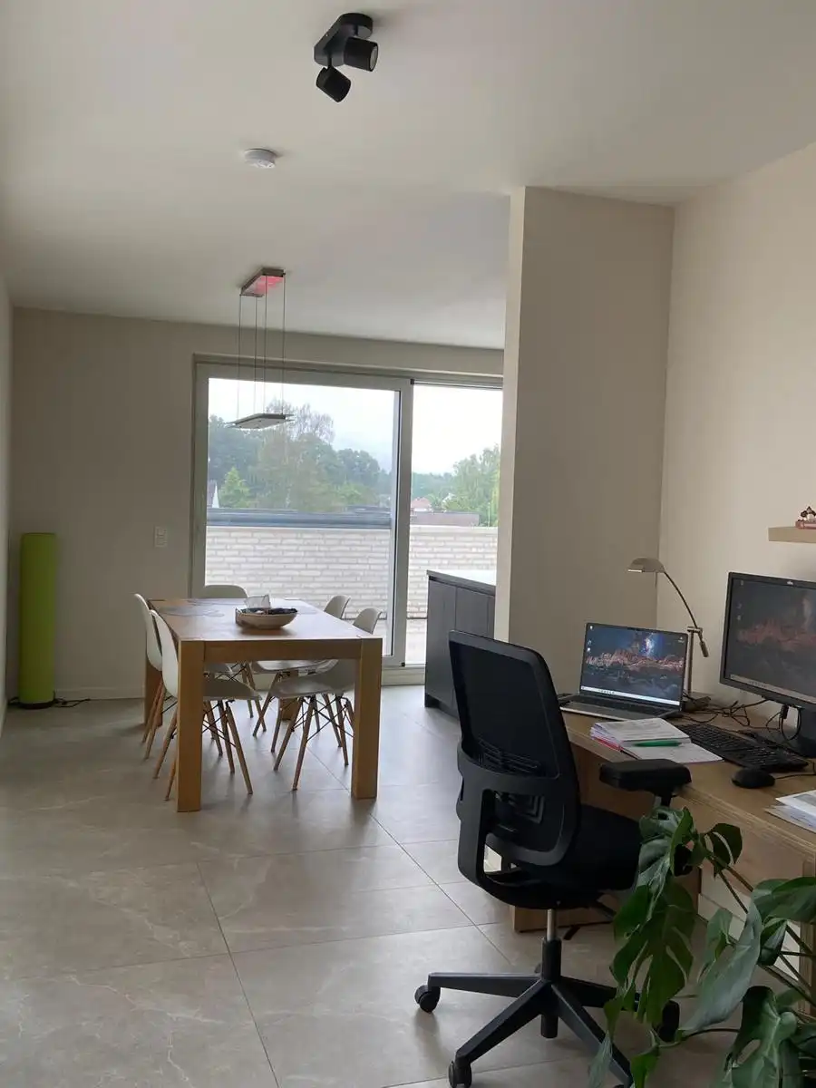 Ruim instapklaar appartement foto 10