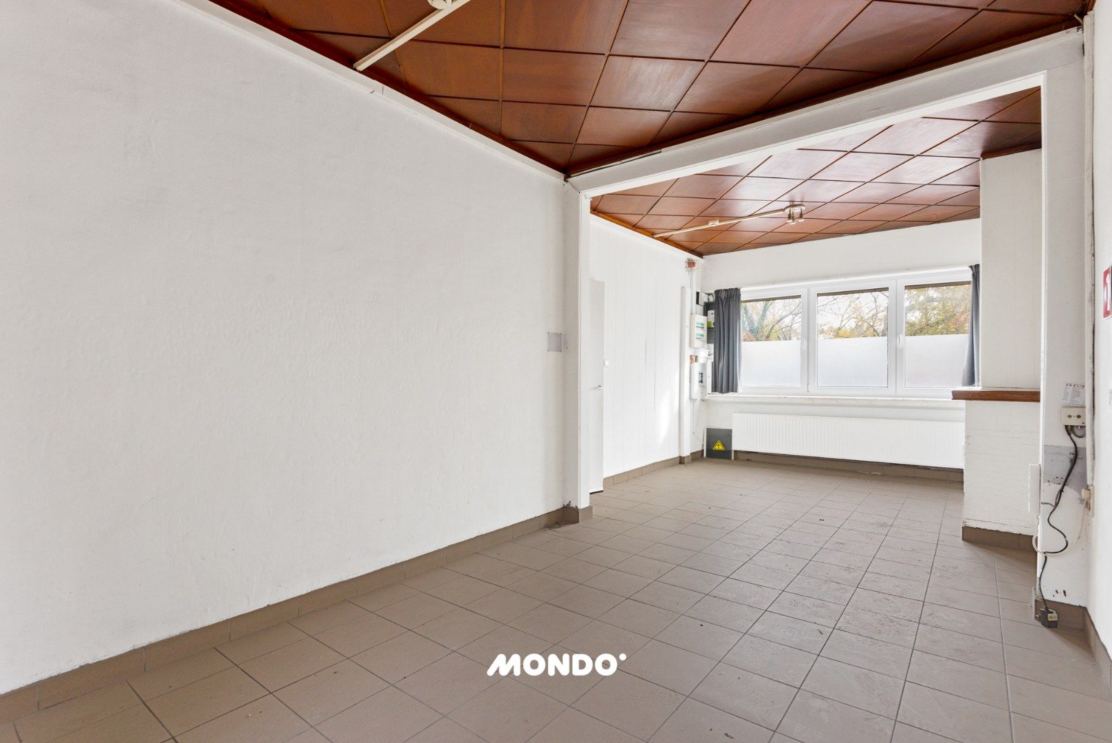 Rustig gelegen woning met 3 slaapkamers en veel potentieel nabij het centrum! foto 7