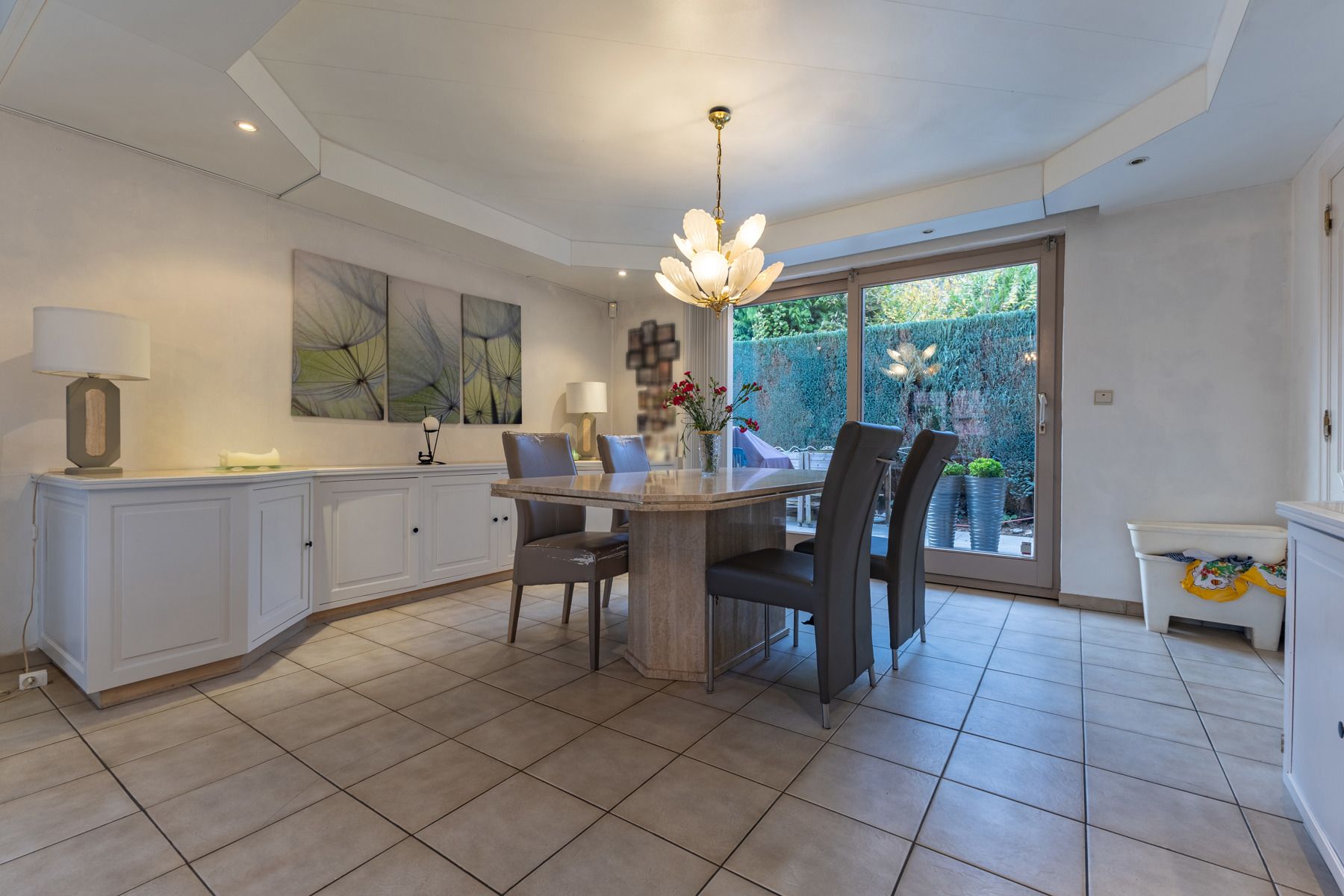 Prachtige villa met 6 slaapkamers in doodlopende straat foto 10