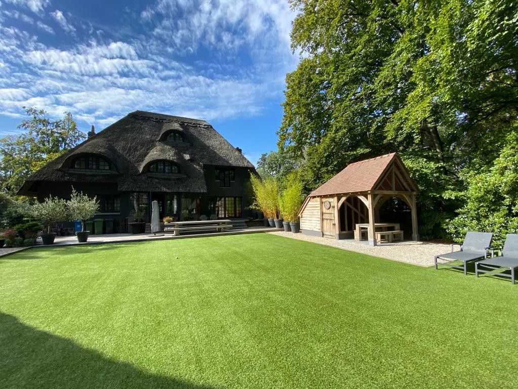 PRACHTIGE EN UNIEKE VILLA MET RIETEN DAK foto 22