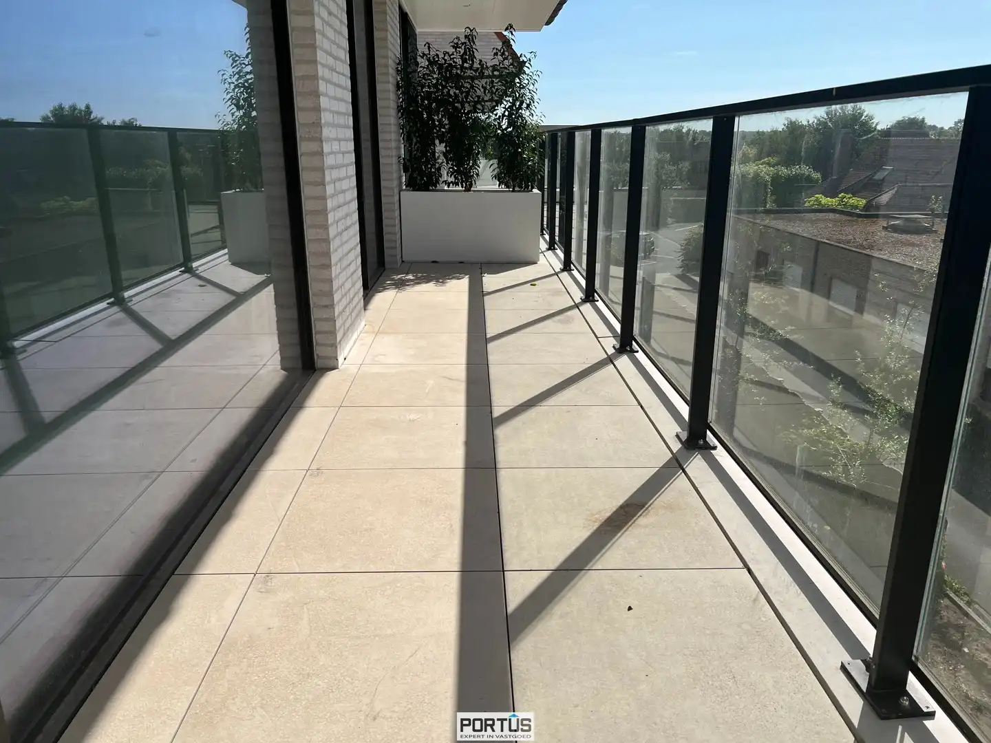Instapklaar nieuwbouwappartement te koop met 1 slaapkamer in Residentie Portanic te Nieuwpoort foto 2