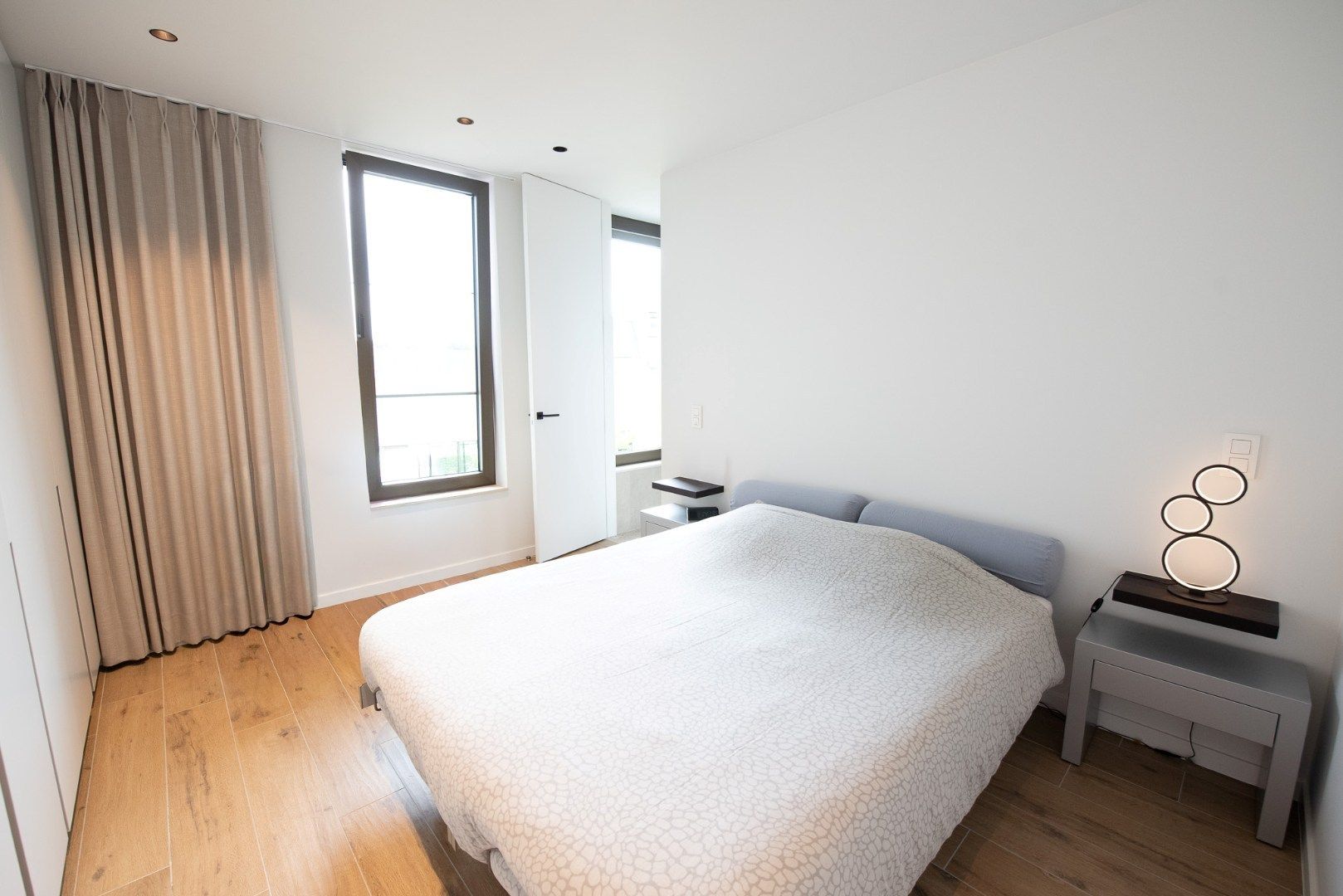 Luxueus appartement nabij de markt van Deinze. foto 12