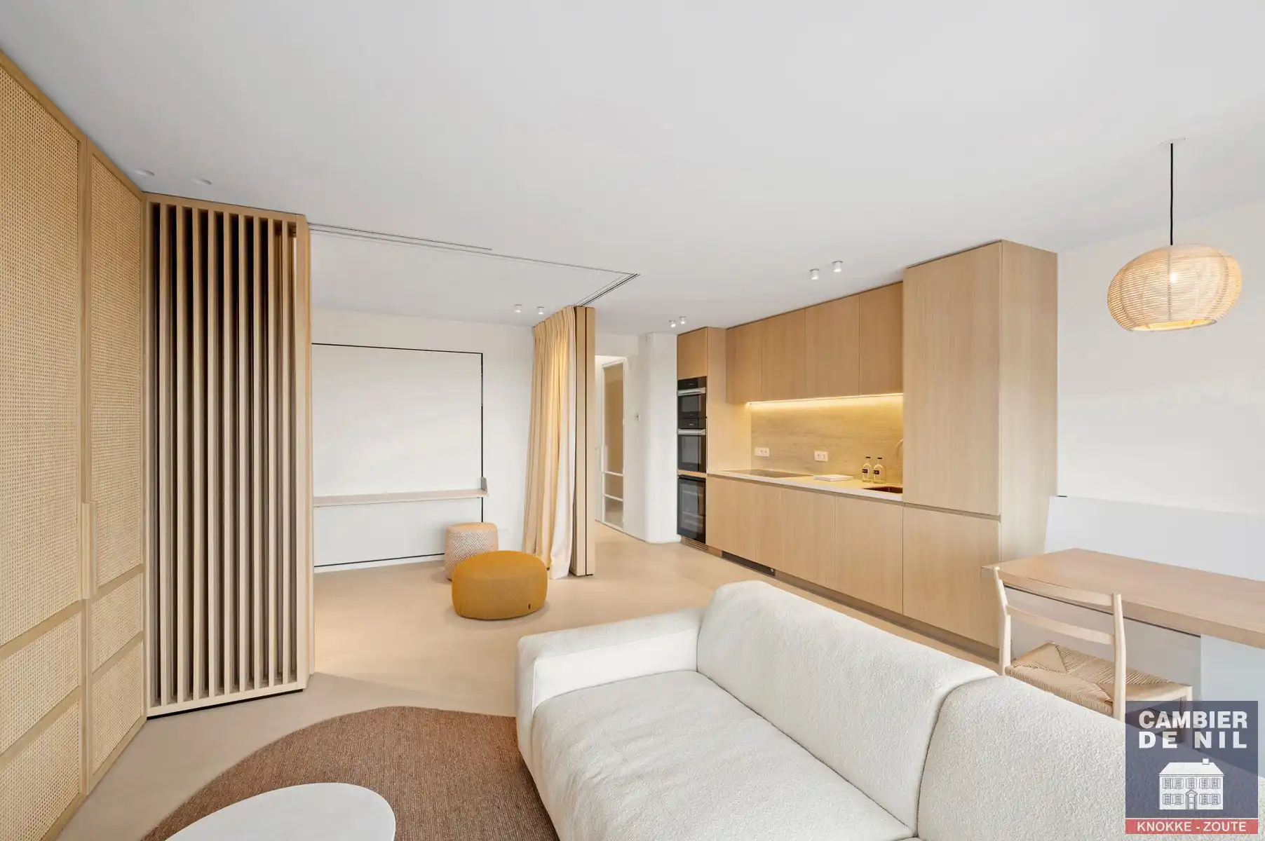 Schitterend gerenoveerd en gemeubeld appartement met fantastisch zicht over de Approach en Minigolf van het Zoute foto 2