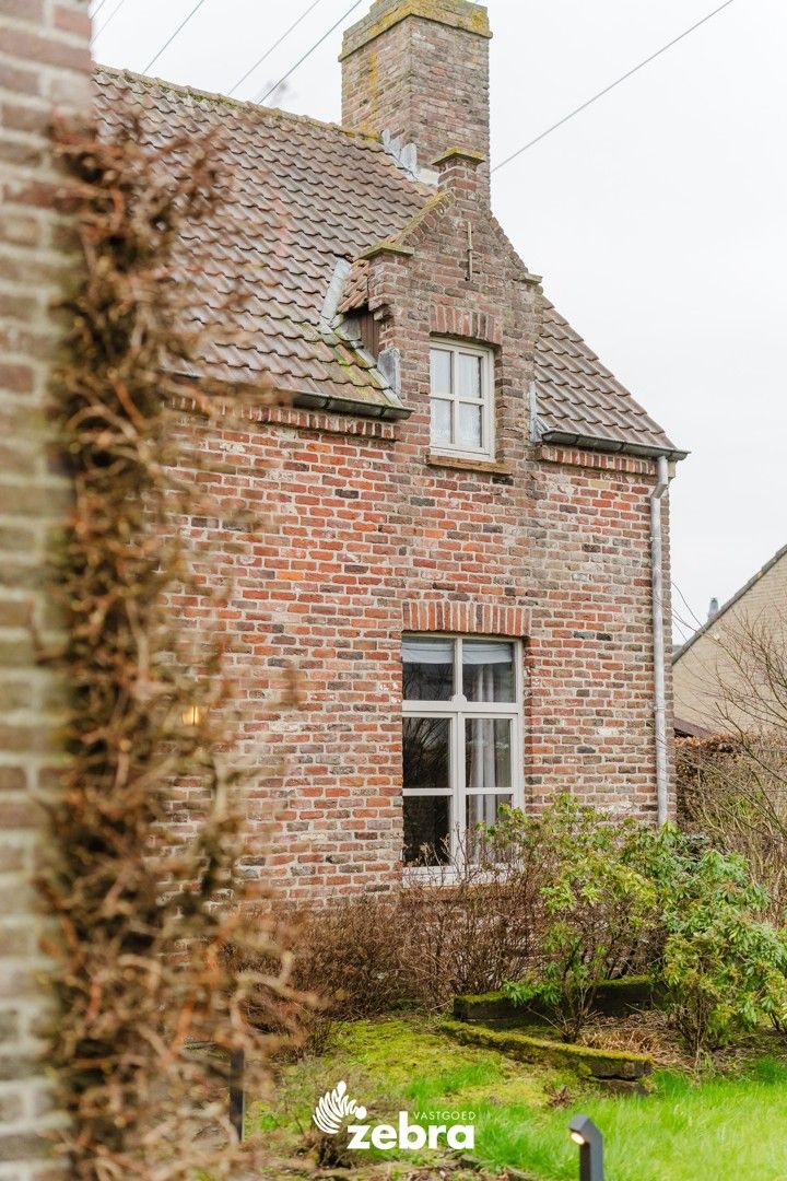 Prachtige charmante villa op een toplocatie te Rumbeke! foto 30