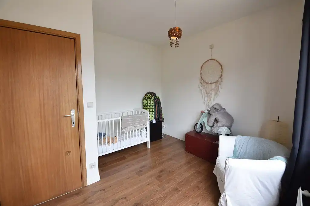 Ruim en lichtrijk appartement met garage in het centrum van Nieuwkerken-Waas foto 7